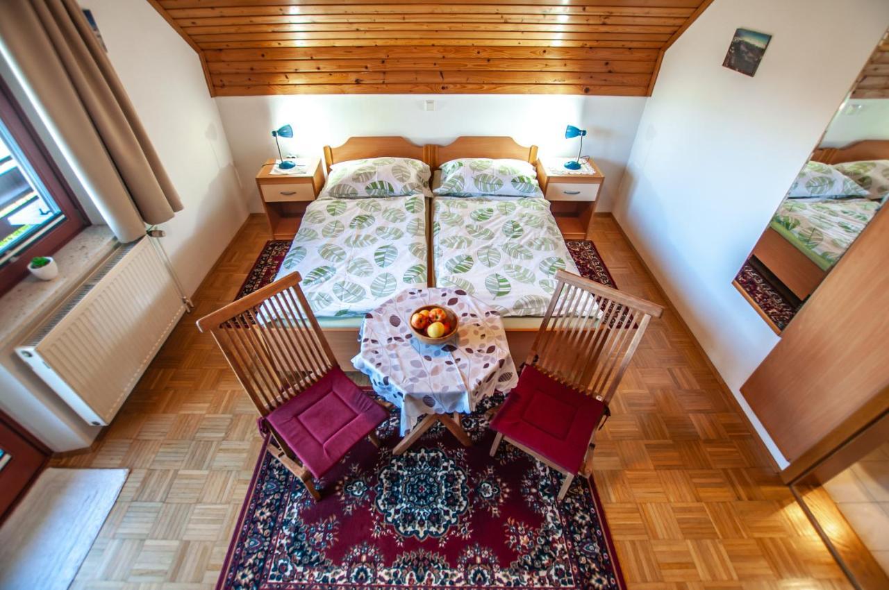Guest House Alenka Bohinj Exteriör bild
