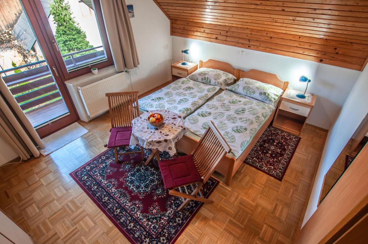 Guest House Alenka Bohinj Exteriör bild